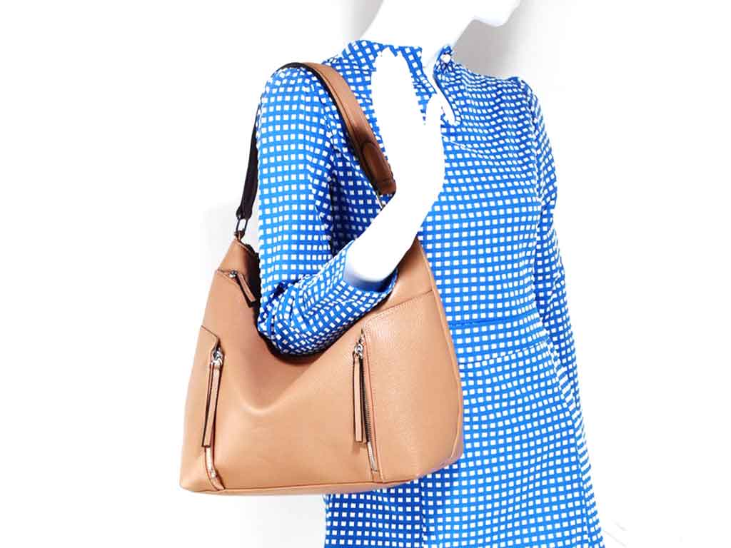 Elegant Voluminous Handbag in Light Brown 3