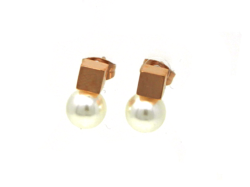 Rose Gold Plated Stud Earrings with Pearls 1