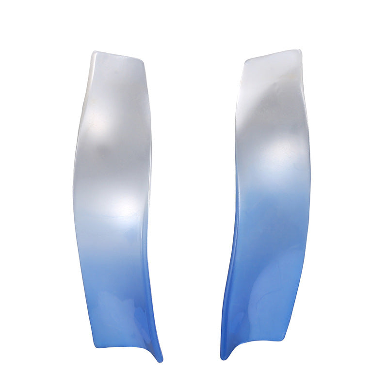 Twist stud Acrylic Earring in White gradient to Light Blue